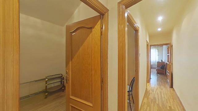 Imagen 11 Inmueble 305505 - Piso en venta en Barcelona / Mare de Deu de Montserrat - Vinyals