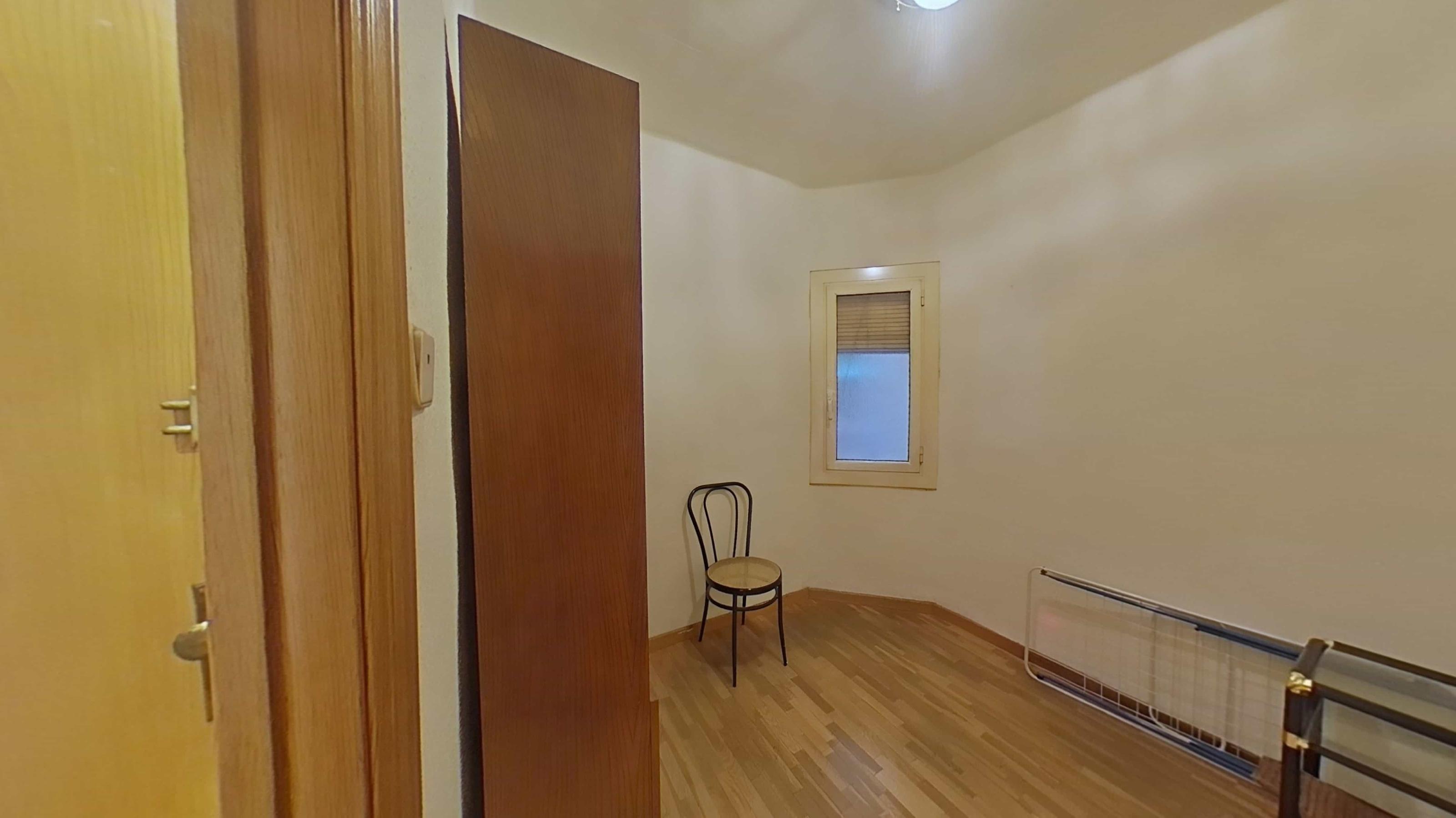 Imagen 17 Piso en venta en Barcelona / Mare de Deu de Montserrat - Vinyals