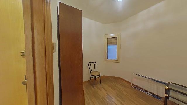 Imagen 17 Inmueble 305505 - Piso en venta en Barcelona / Mare de Deu de Montserrat - Vinyals