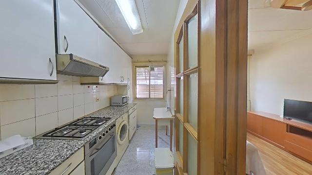 Imagen 7 Inmueble 305505 - Piso en venta en Barcelona / Mare de Deu de Montserrat - Vinyals