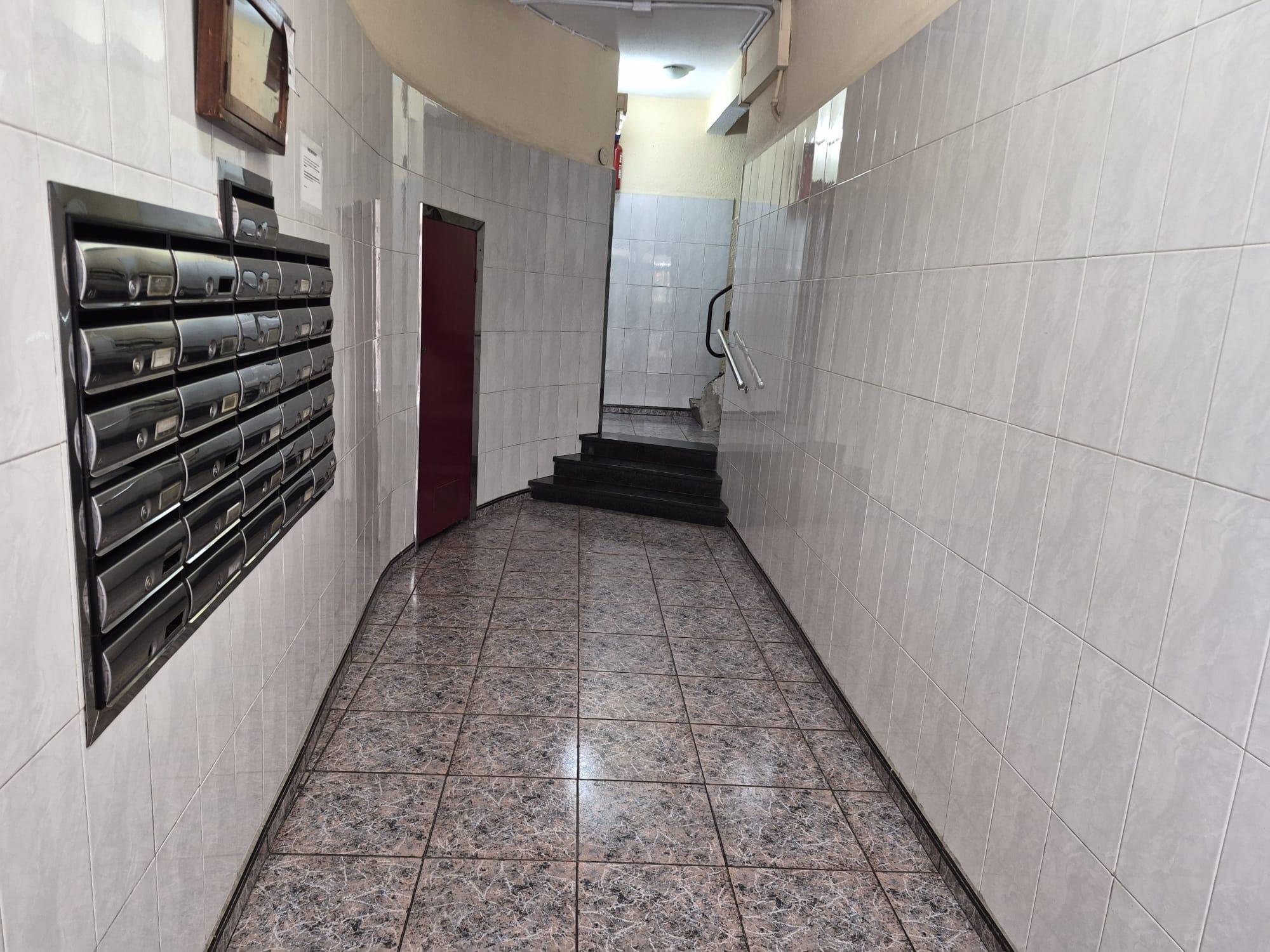 Imagen 10 Piso en venta en Barcelona / Mare de Deu de Montserrat - Vinyals