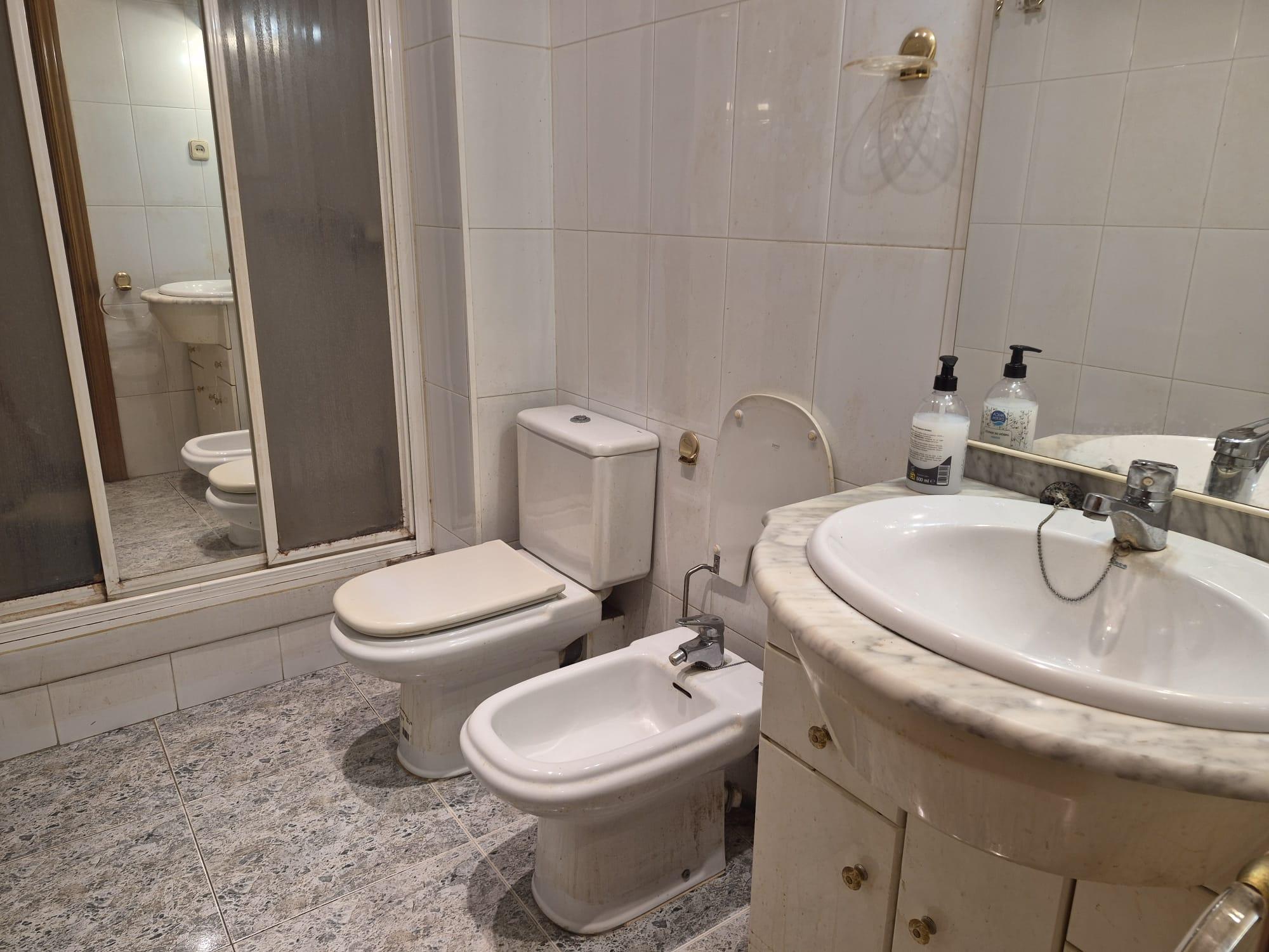 Imagen 6 Piso en venta en Barcelona / Mare de Deu de Montserrat - Vinyals