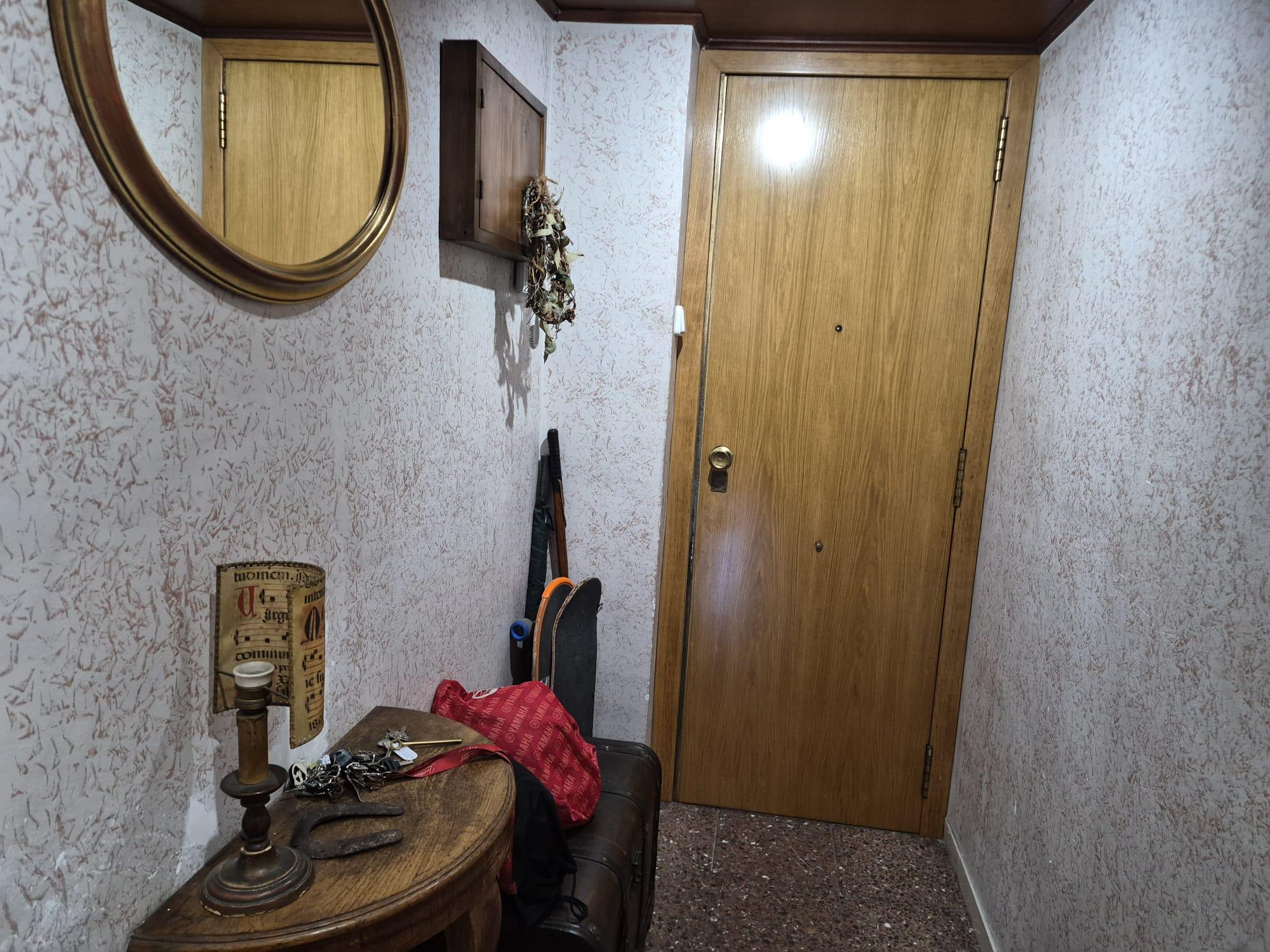 Imagen 13 Piso en venta en Barcelona / Pza Guinardó - Pje de Llivia