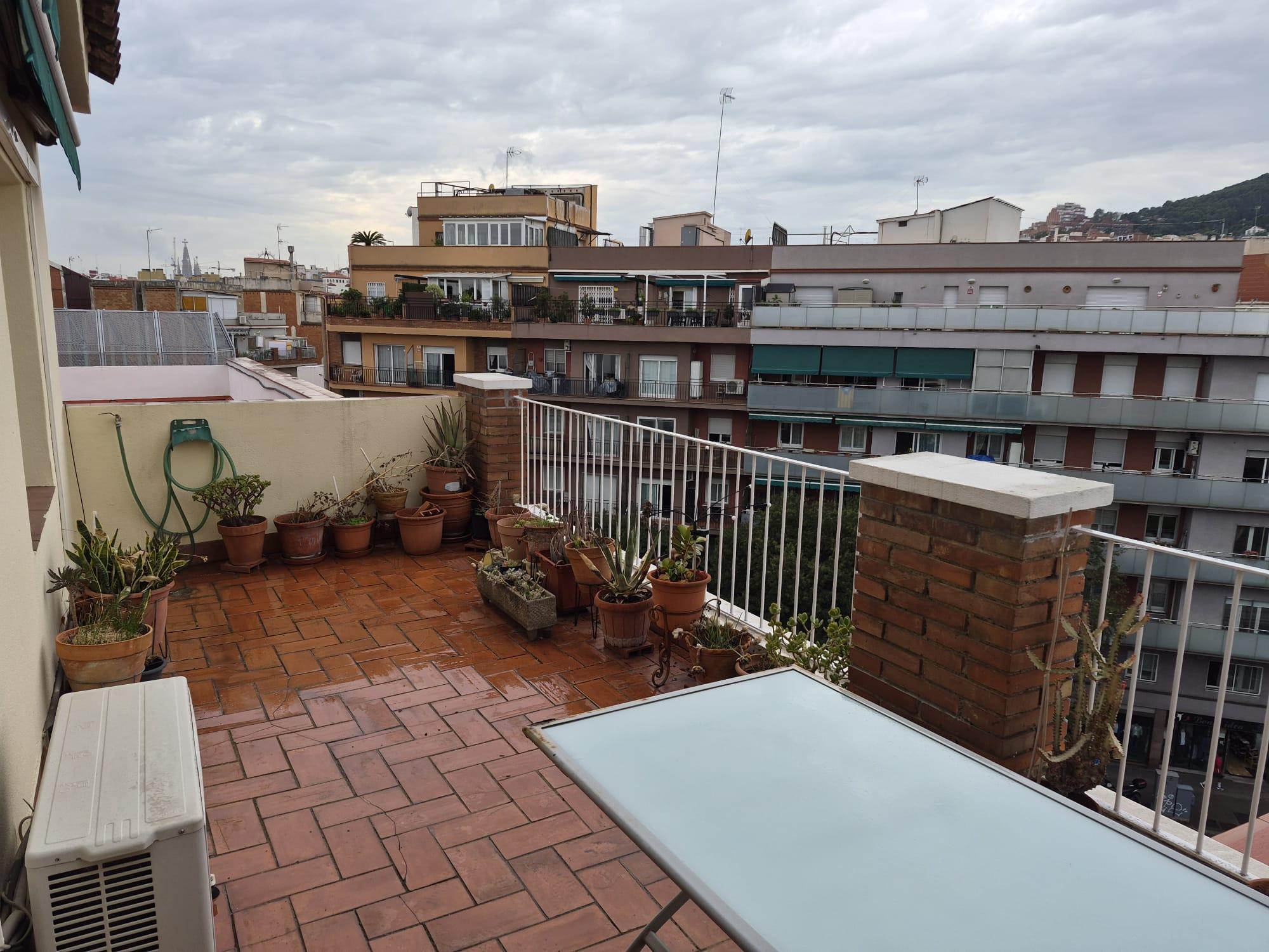 Imagen 2 Ático en venta en Barcelona / Manigua - Pg Maragall