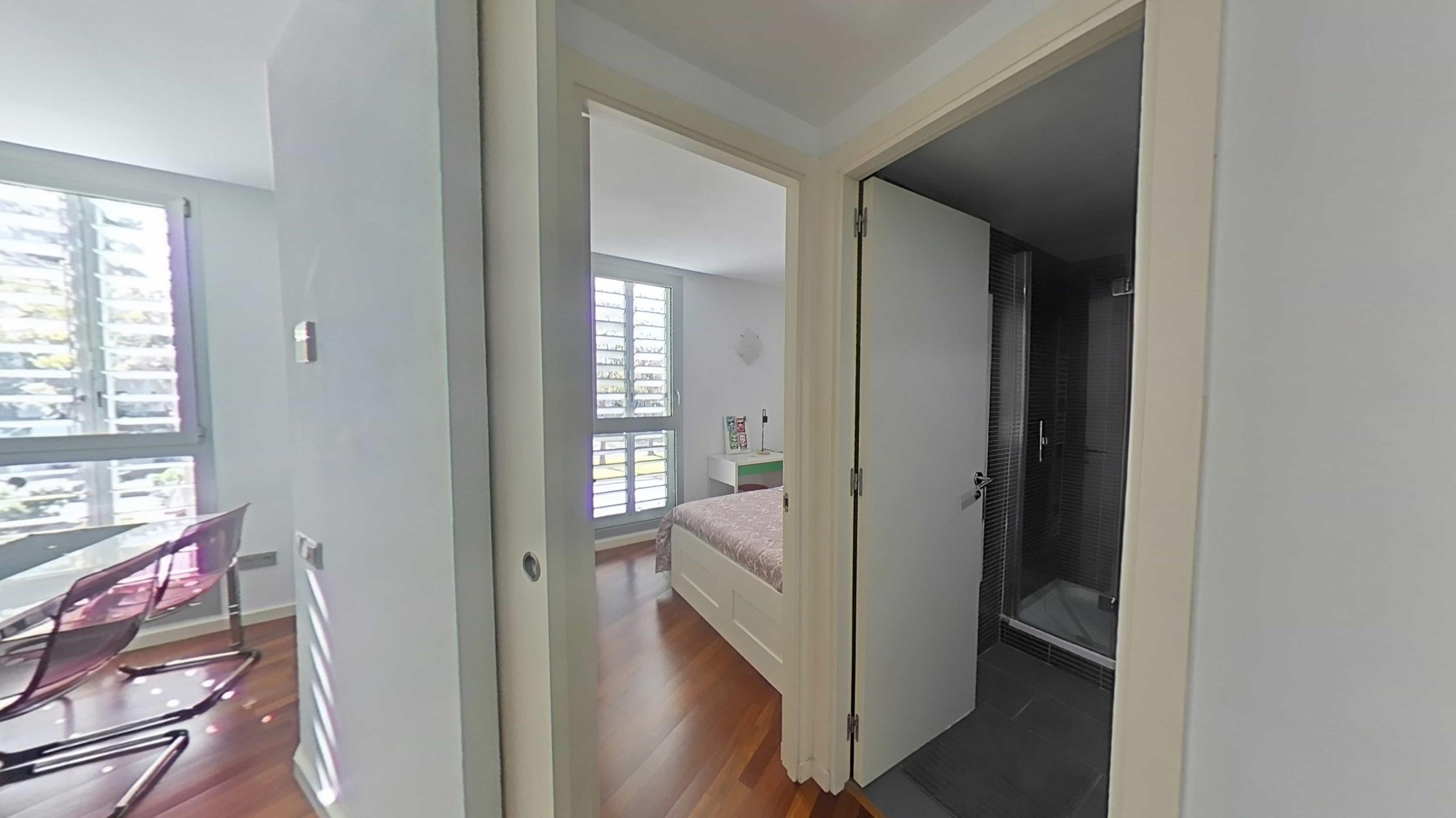 Imagen 29 Piso en venta en Barcelona / Dr. Aiguader - Pg Joan de Borbó