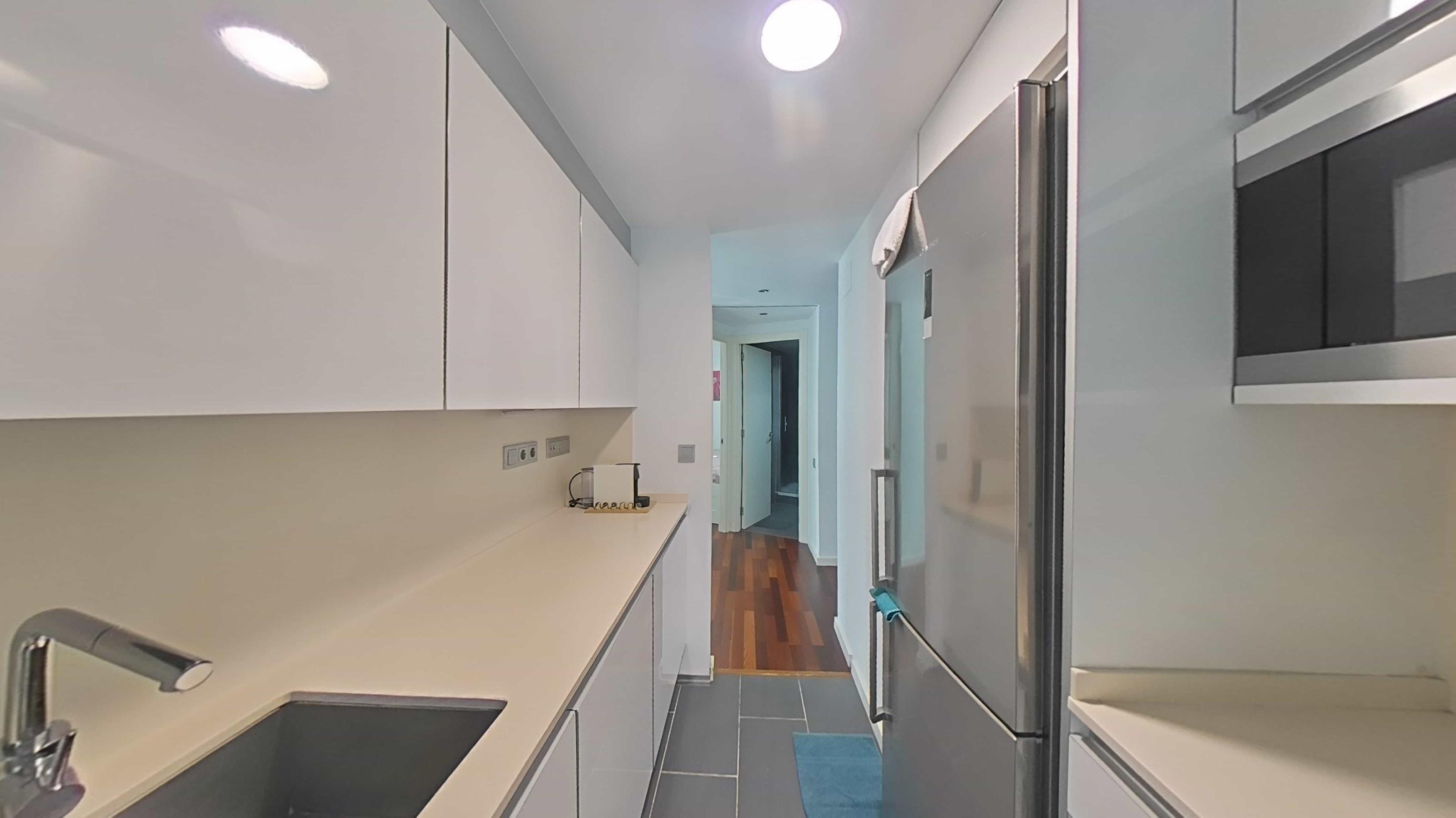Imagen 12 Piso en venta en Barcelona / Dr. Aiguader - Pg Joan de Borbó