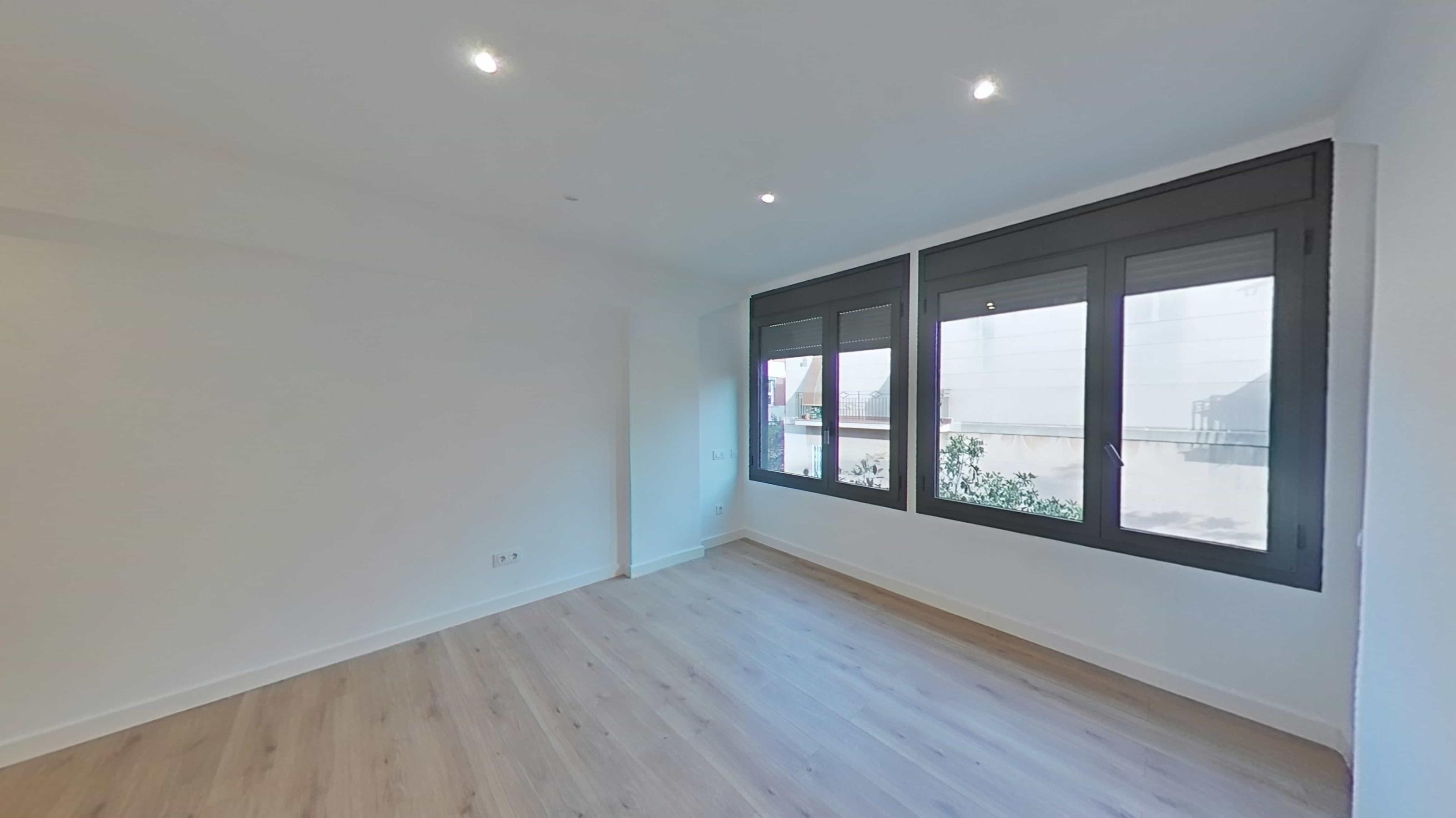 Imagen 4 Piso en venta en Barcelona / Puerto Príncipe - Pinar del Rio