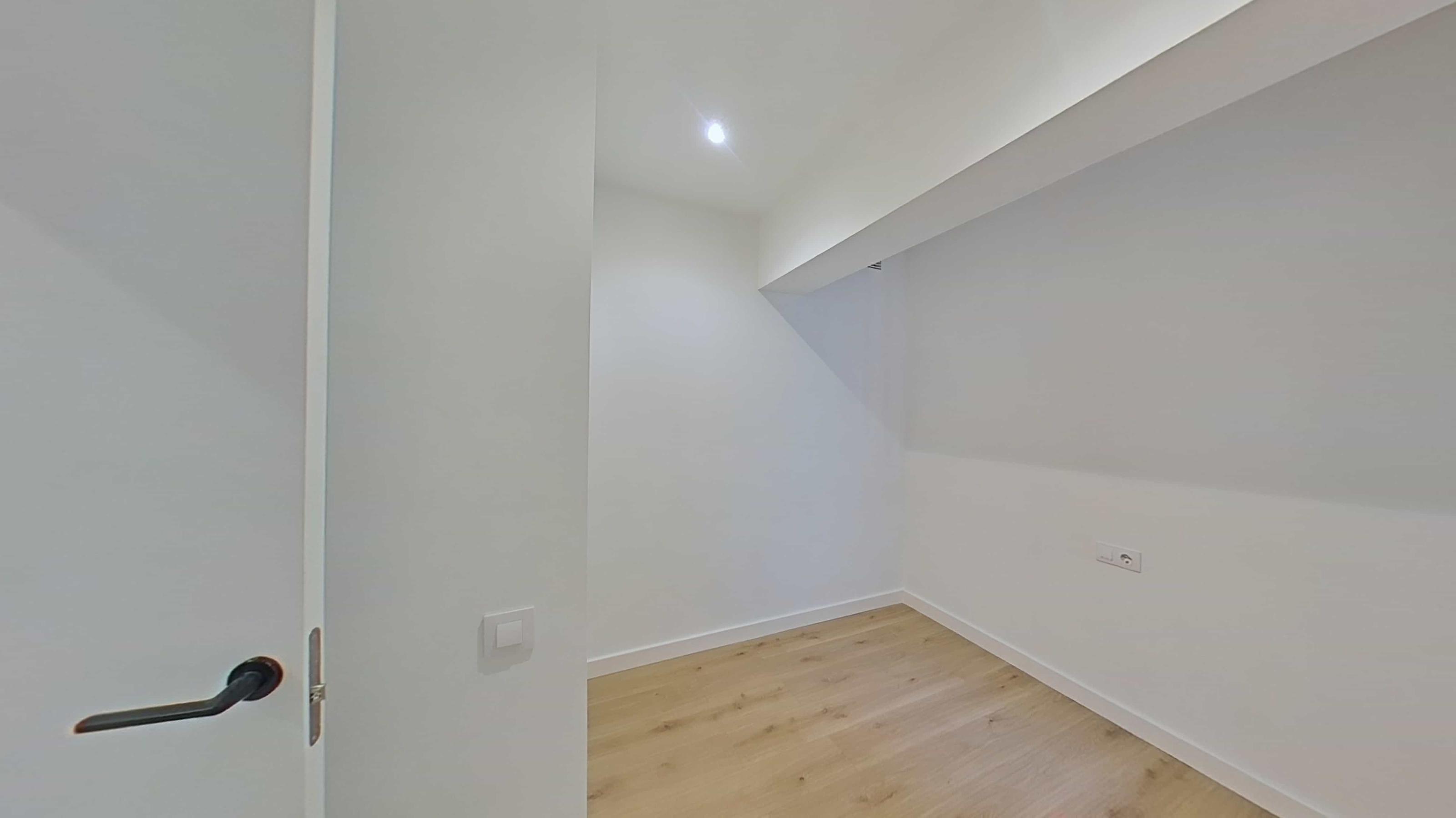Imagen 16 Piso en venta en Barcelona / Puerto Príncipe - Pinar del Rio