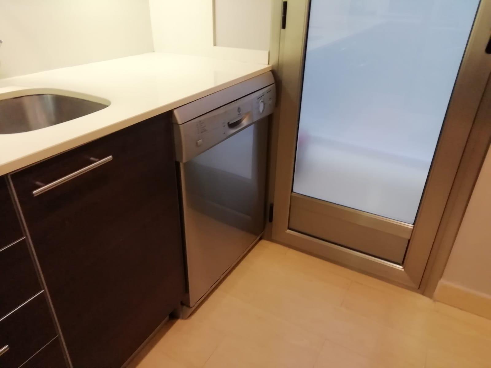 Imagen 7 Piso en alquiler en Barcelona / Esquina calle Hurtado