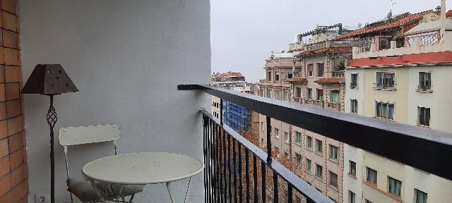 Imagen 1 Inmueble 299941 - Piso en alquiler en Barcelona / C/ Craywinckel - Pça Antoni Comin