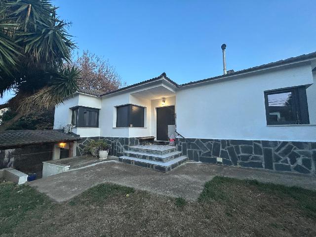 Imagen 1 Inmueble 276359 - Casa Aislada en venta en Piera / Urbanización Can Mas