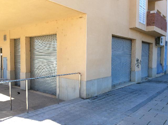 Imagen 3 Inmueble 281677 - Local Comercial en venta en Piera /  La Bovila , junto servicios sociales