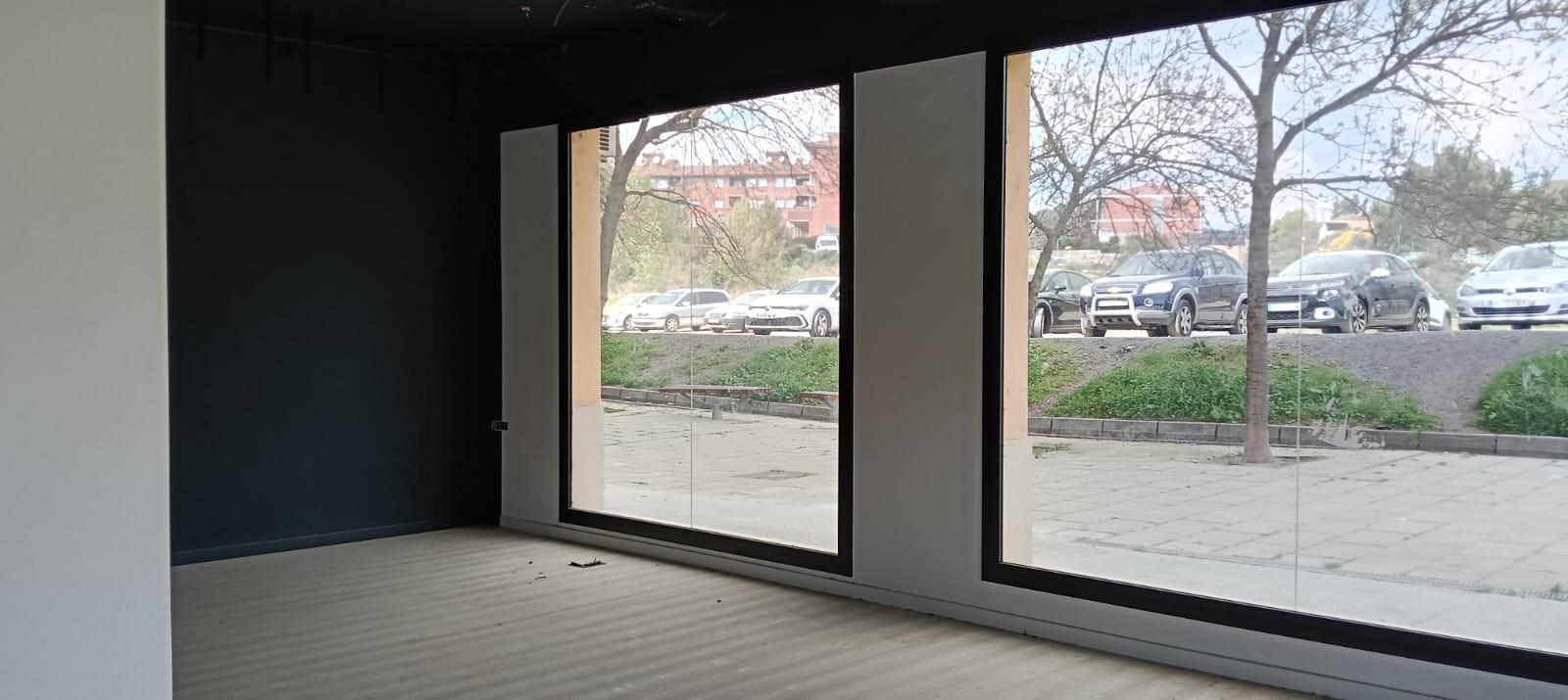 Imagen 9 Local Comercial en venta en Piera /  La Bovila , junto servicios sociales