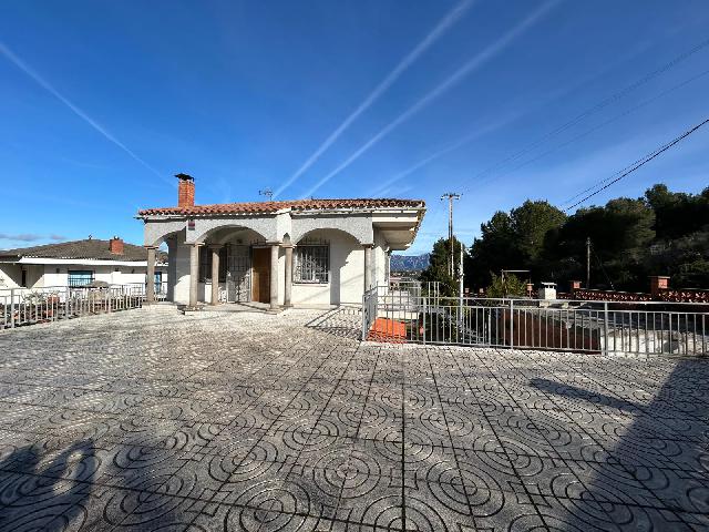 Imagen 2 Inmueble 299510 - Casa Aislada en venta en Piera / Urbanización Can Claramunt