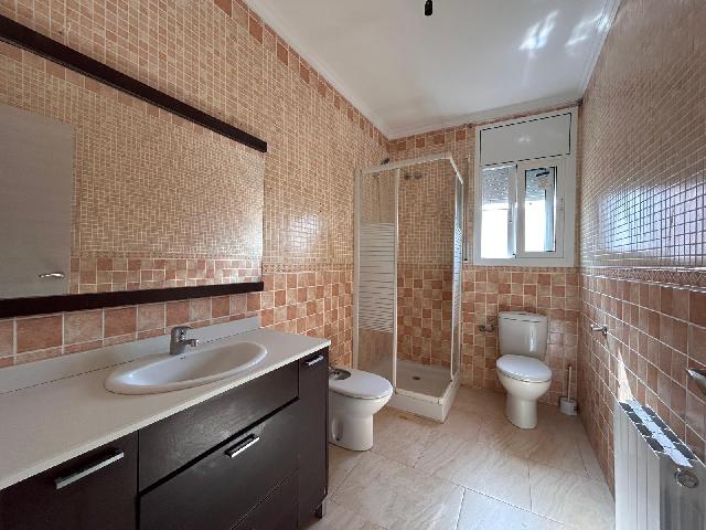 Imagen 5 Inmueble 300072 - Casa Aislada en venta en Piera / Urbanización Can Bonastre. Piera.