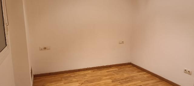 Imagen 2 Inmueble 300535 - Apartamento en venta en Piera /  Casco antiguo 