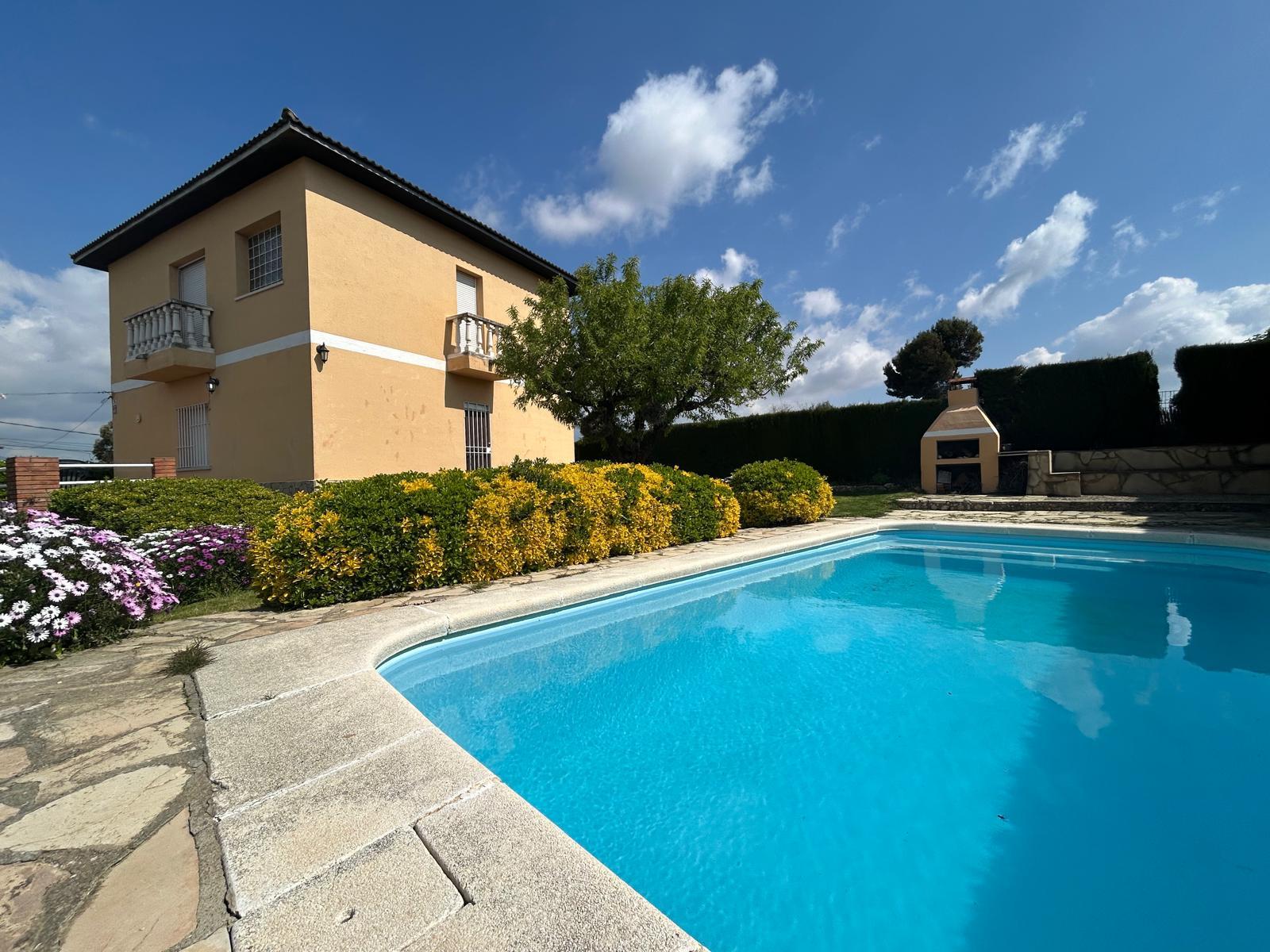 Imagen 1 Casa Aislada en venta en Piera /  Can Canals de Massbover 