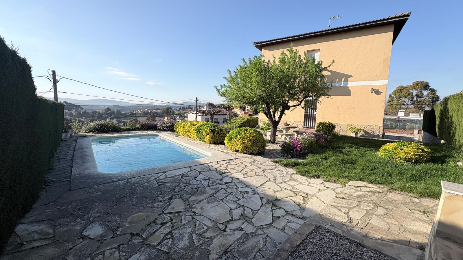 Imagen 2 Casa Aislada en venta en Piera /  Can Canals de Massbover 