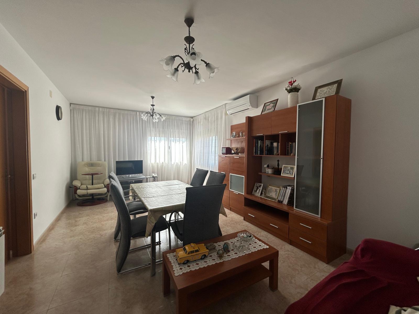 Imagen 2 Casa Aislada en venta en Piera / Residencial  La Plana 