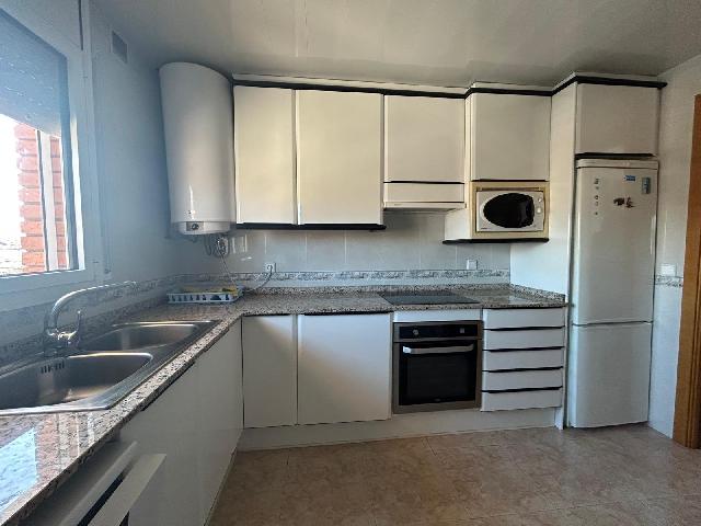 Imagen 3 Inmueble 301047 - Casa Aislada en venta en Piera / Residencial  La Plana 