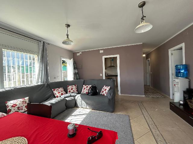 Imagen 3 Inmueble 301357 - Casa Aislada en venta en Torre De Claramunt (La) / Urbanización Pinedas D´Armengol