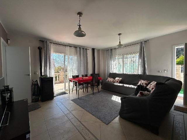 Imagen 2 Inmueble 301357 - Casa Aislada en venta en Torre De Claramunt (La) / Urbanización Pinedas D´Armengol