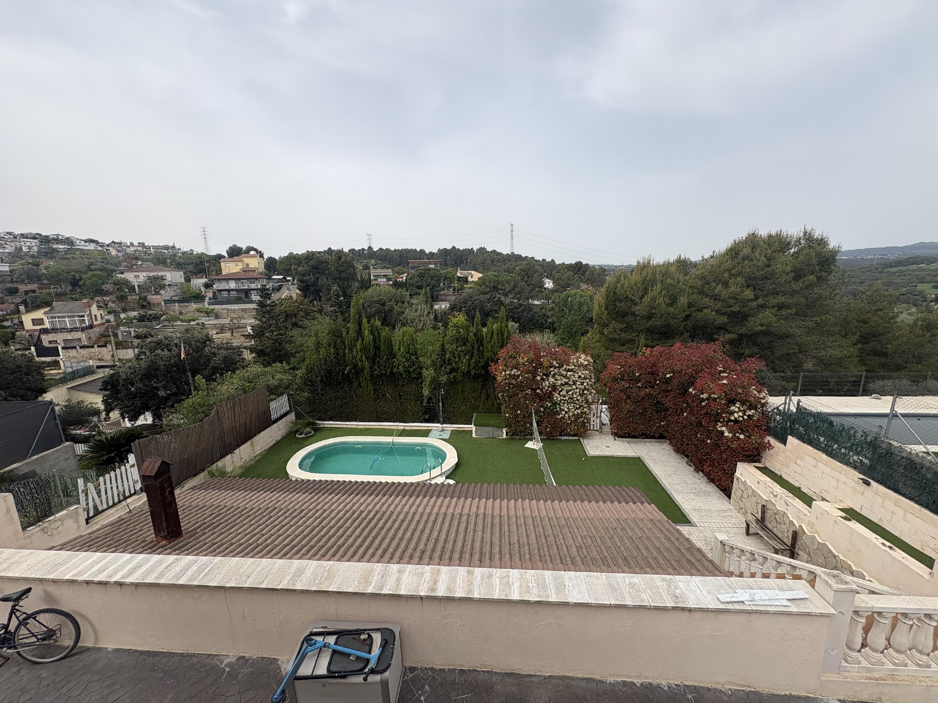 Imagen 26 Casa Aislada en venta en Masquefa / Urbanización Can Parellada 