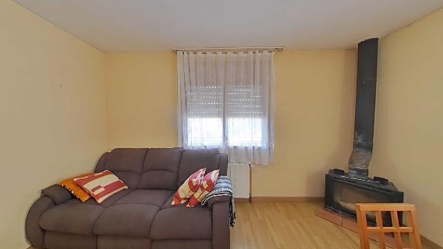 Imagen 8 Inmueble 302224 - Casa Aislada en venta en Piera / Urbanización Can Bou