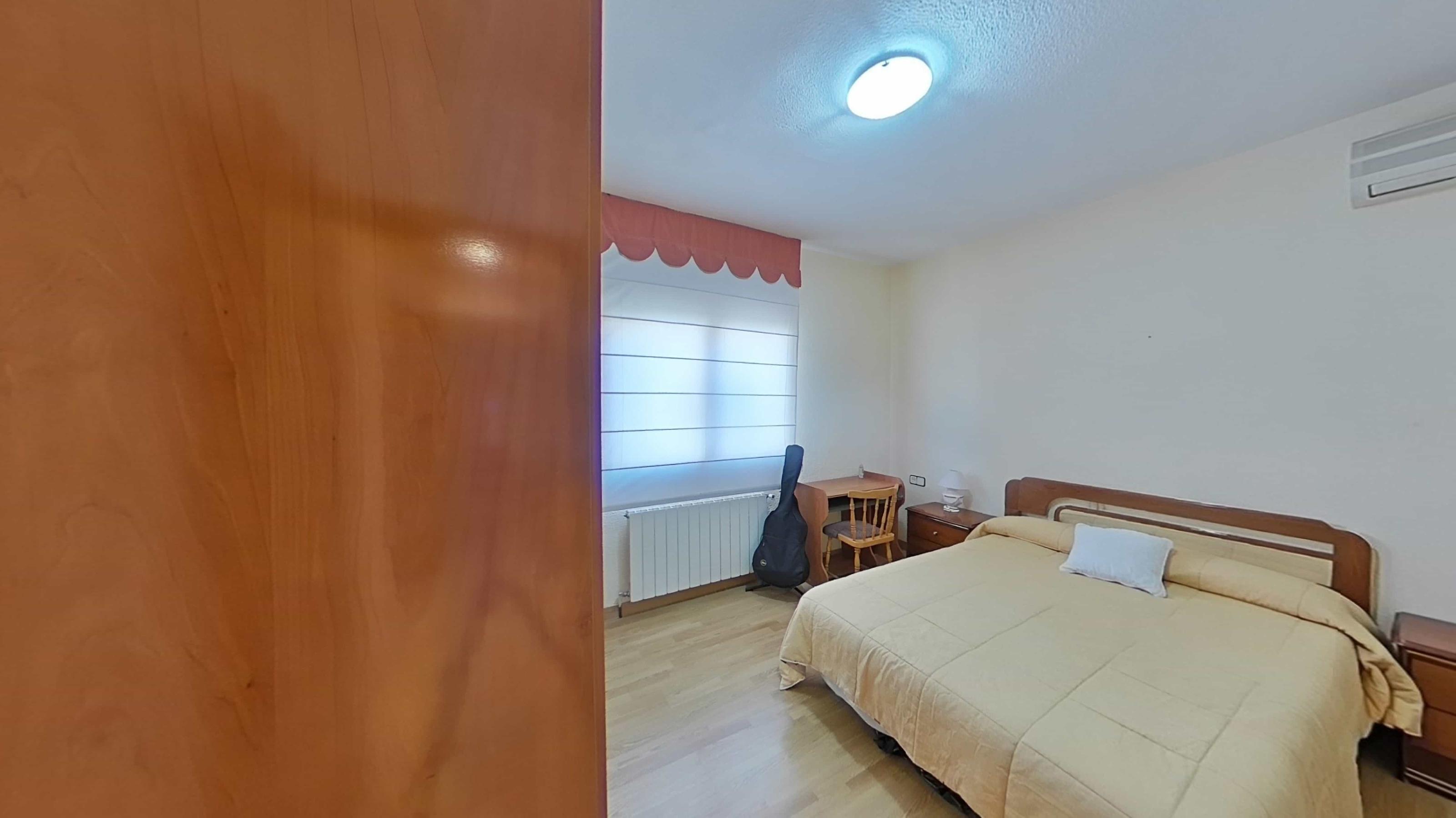 Imagen 18 Casa Aislada en venta en Piera / Urbanización Can Bou