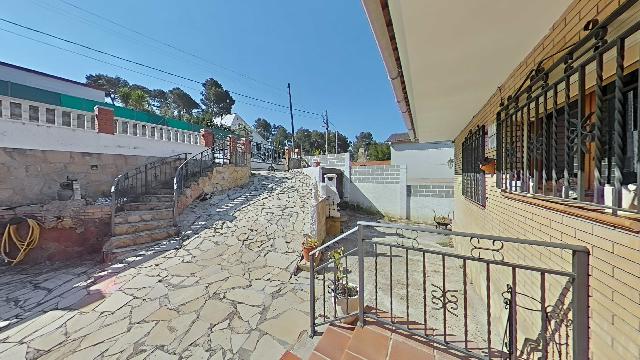 Imagen 37 Inmueble 303092 - Casa Aislada en venta en Mediona / Urbanización San Elias 