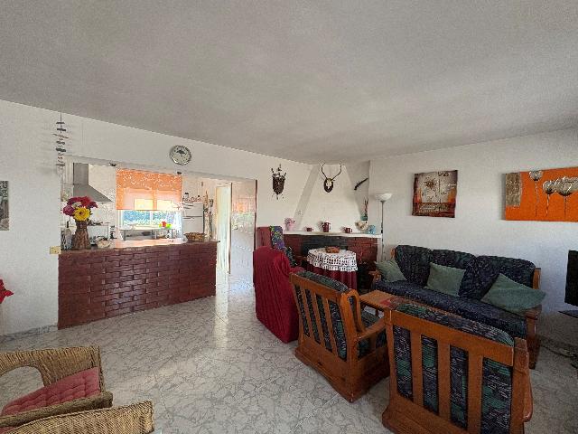 Imagen 5 Inmueble 303092 - Casa Aislada en venta en Mediona / Urbanización San Elias 