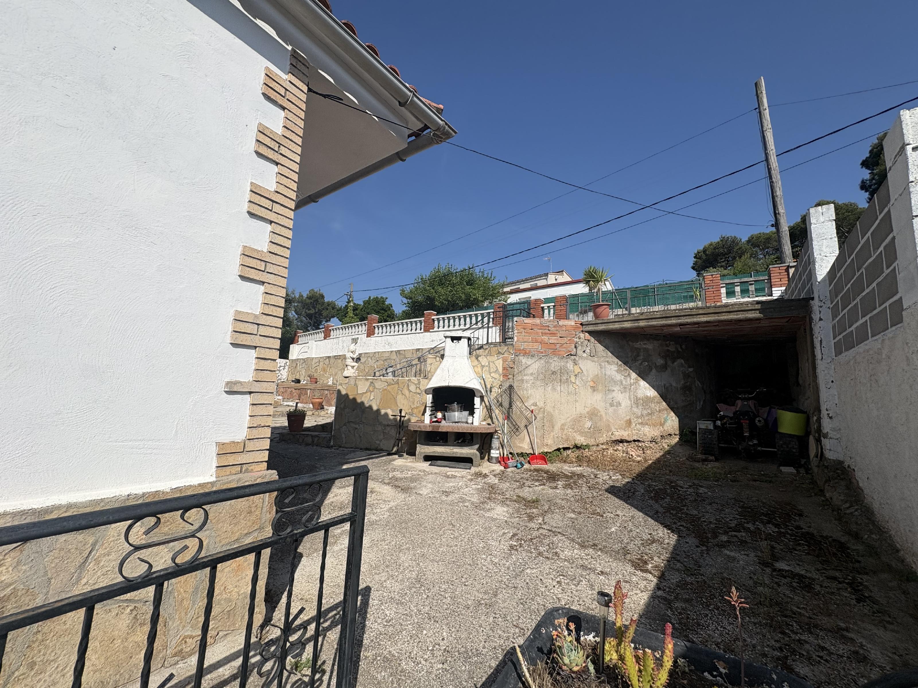 Imagen 3 Casa Aislada en venta en Mediona / Urbanización San Elias 