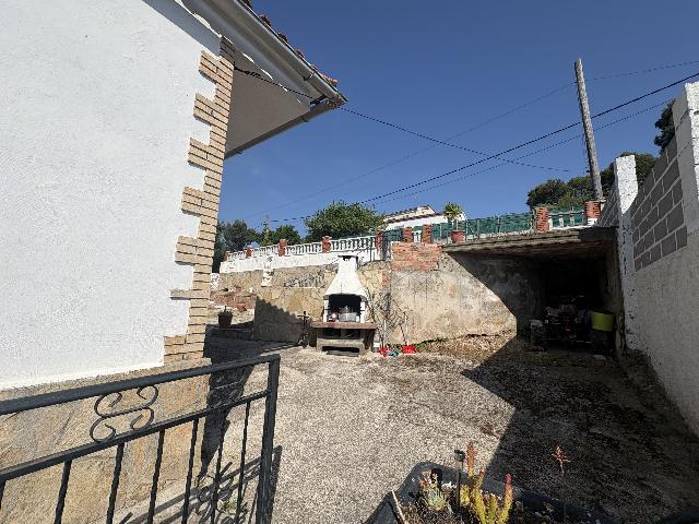 Imagen 3 Inmueble 303092 - Casa Aislada en venta en Mediona / Urbanización San Elias 