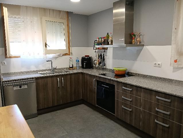 Imagen 4 Inmueble 303312 - Casa Aislada en venta en Pobla De Claramunt (La) / Urbanización Les Garrigues