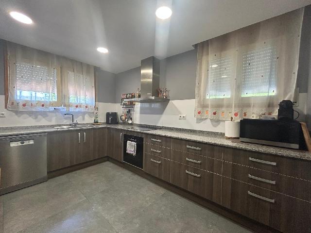Imagen 8 Inmueble 303312 - Casa Aislada en venta en Pobla De Claramunt (La) / Urbanización Les Garrigues