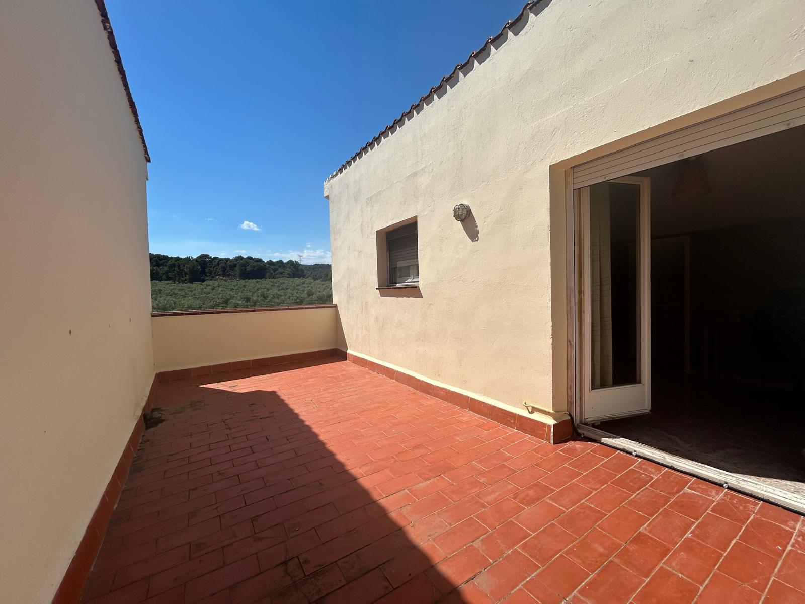 Imagen 24 Casa Aislada en venta en Pobla De Claramunt La / Urbanización Les Garrigues