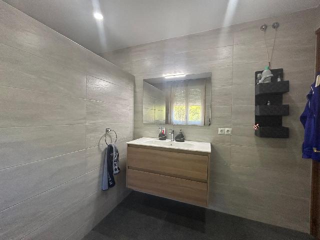 Imagen 10 Inmueble 303312 - Casa Aislada en venta en Pobla De Claramunt (La) / Urbanización Les Garrigues