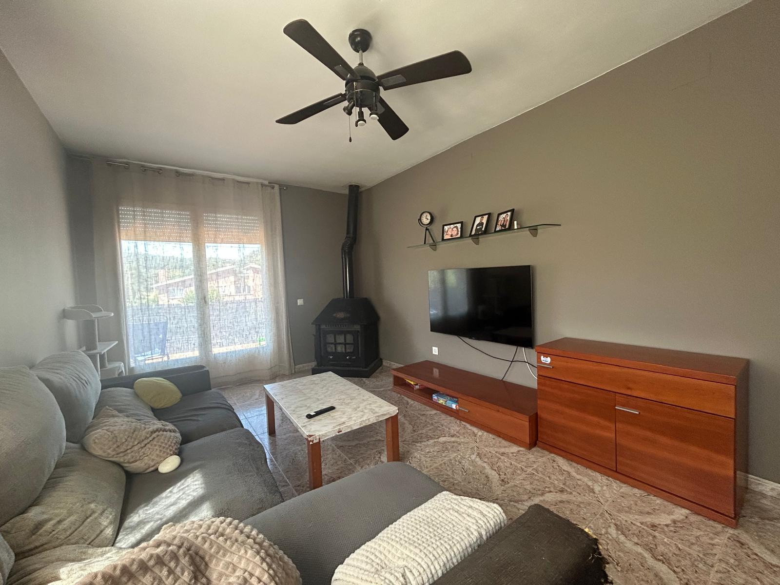 Imagen 7 Casa Aislada en venta en Pobla De Claramunt La / Urbanización Les Garrigues