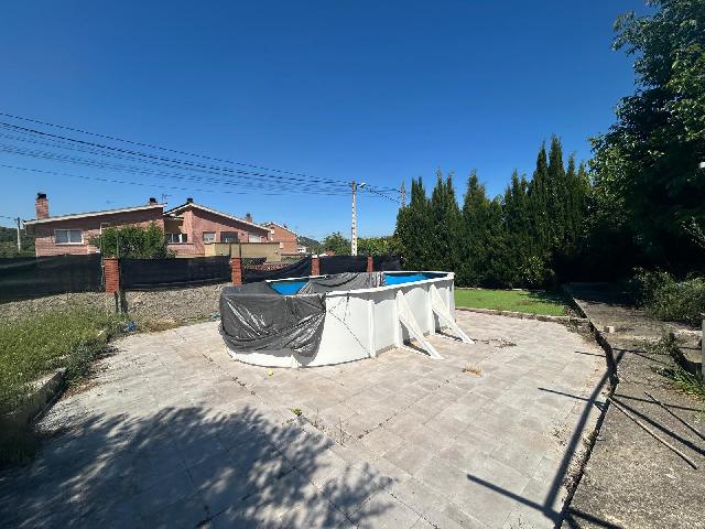Imagen 31 Inmueble 303312 - Casa Aislada en venta en Pobla De Claramunt (La) / Urbanización Les Garrigues