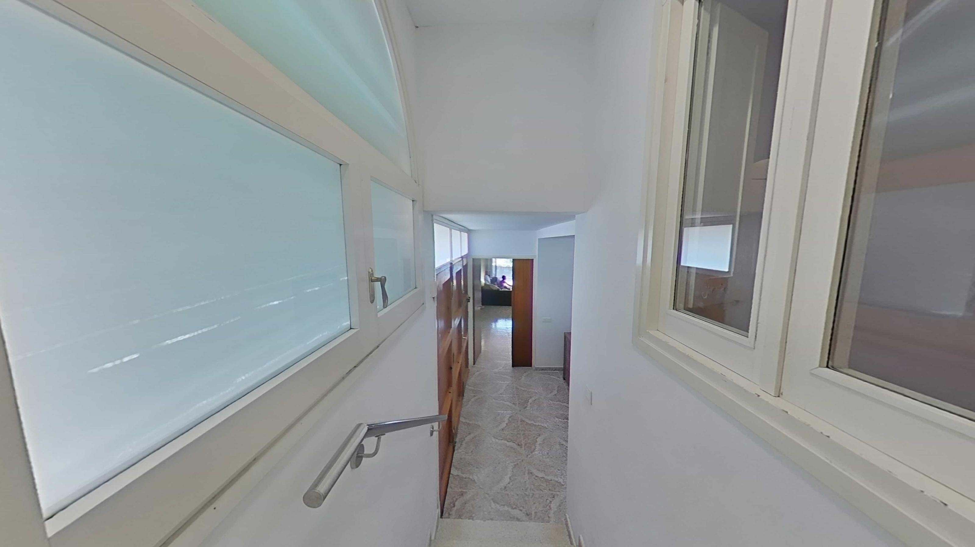 Imagen 62 Casa Aislada en venta en Pobla De Claramunt La / Urbanización Les Garrigues