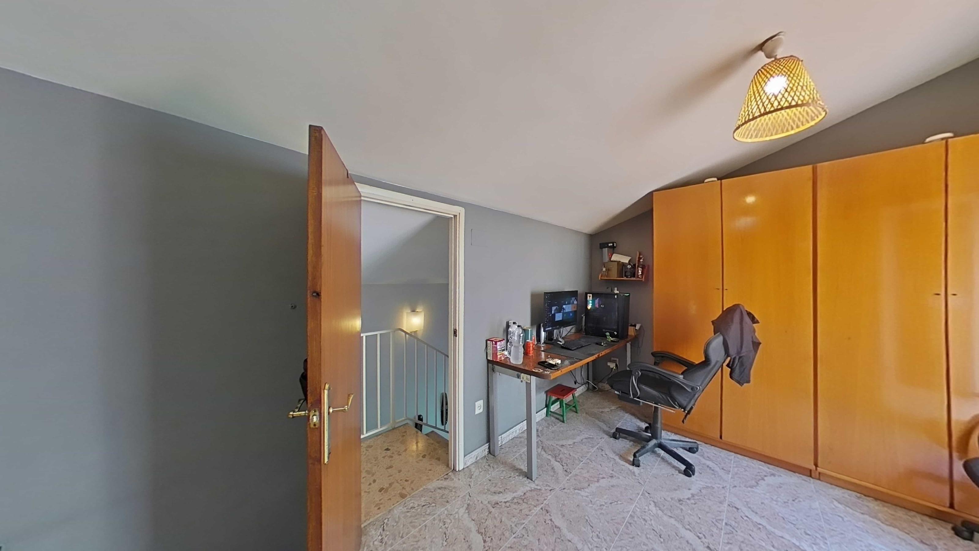 Imagen 14 Casa Aislada en venta en Pobla De Claramunt La / Urbanización Les Garrigues