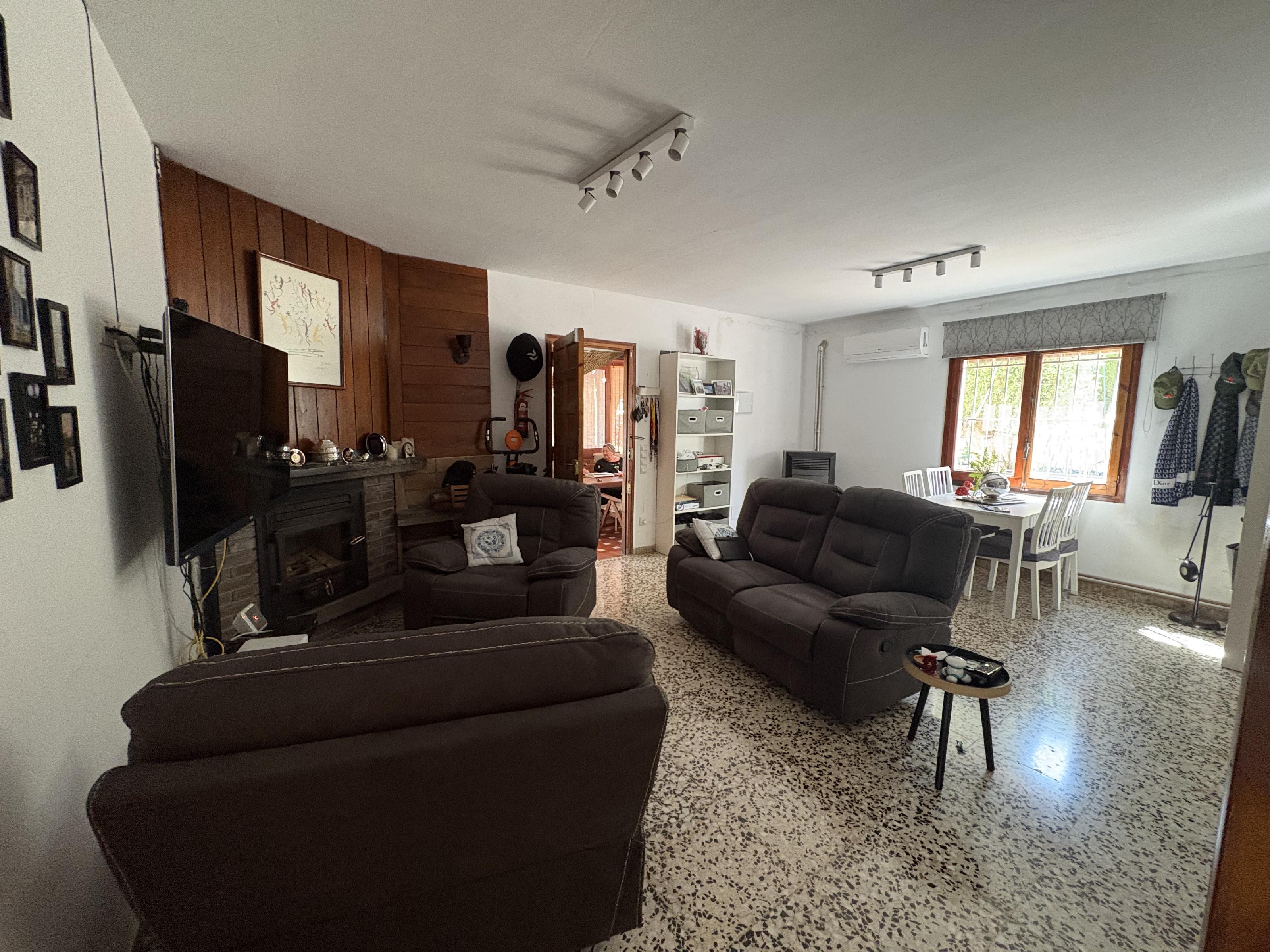 Imagen 4 Casa Aislada en venta en Cabrera D´anoia / Castell de Cabrera 