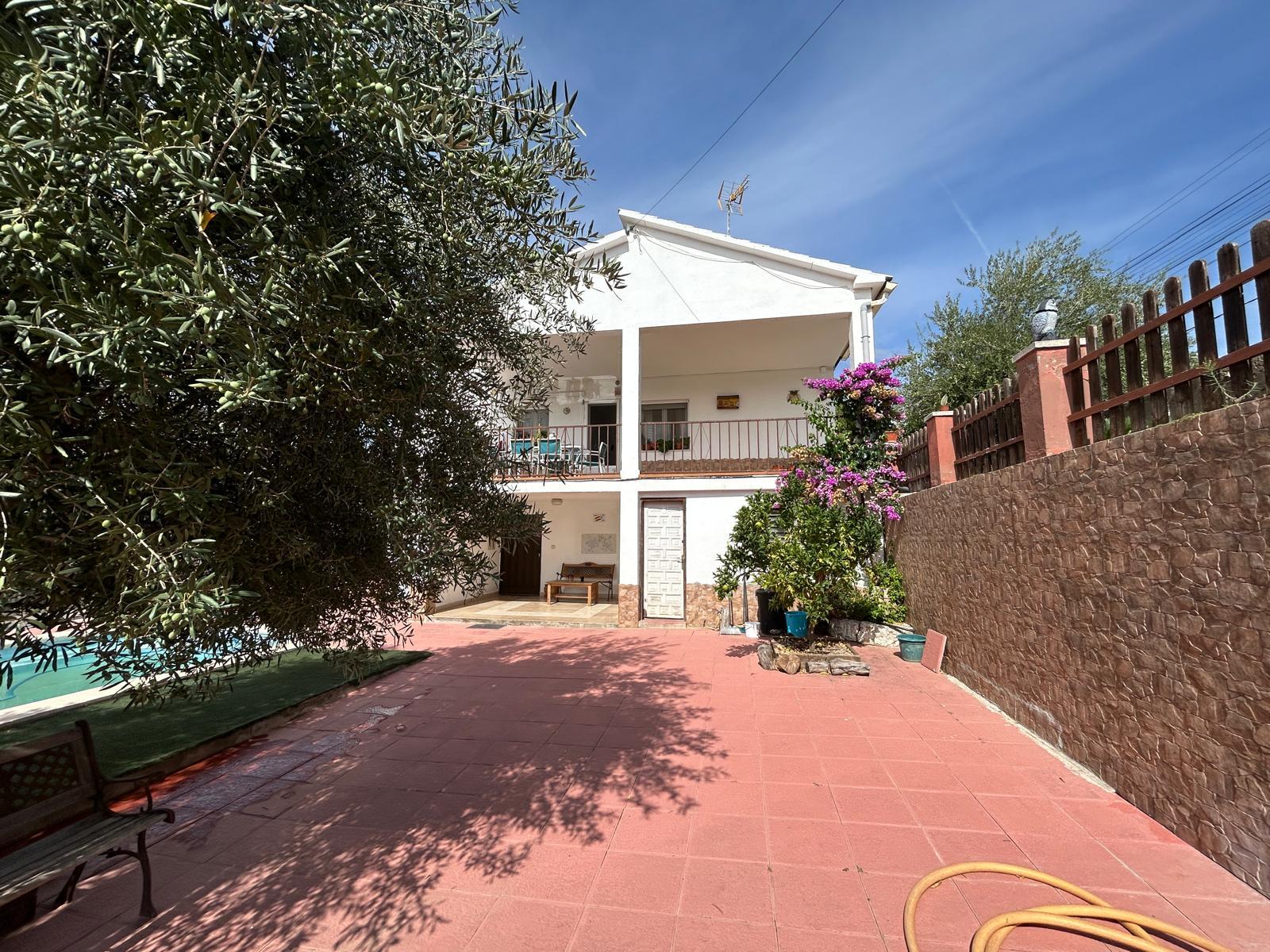 Imagen 2 Casa Aislada en venta en Piera / Urbanización Can Mas