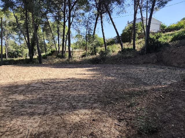 Imagen 2 Inmueble 306113 - Solar Urbano en venta en Piera / Urbanización Castell de la Ventosa