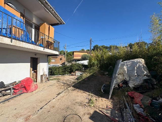 Imagen 2 Inmueble 306193 - Casa Aislada en venta en Piera / Urbanización Can Claramunt