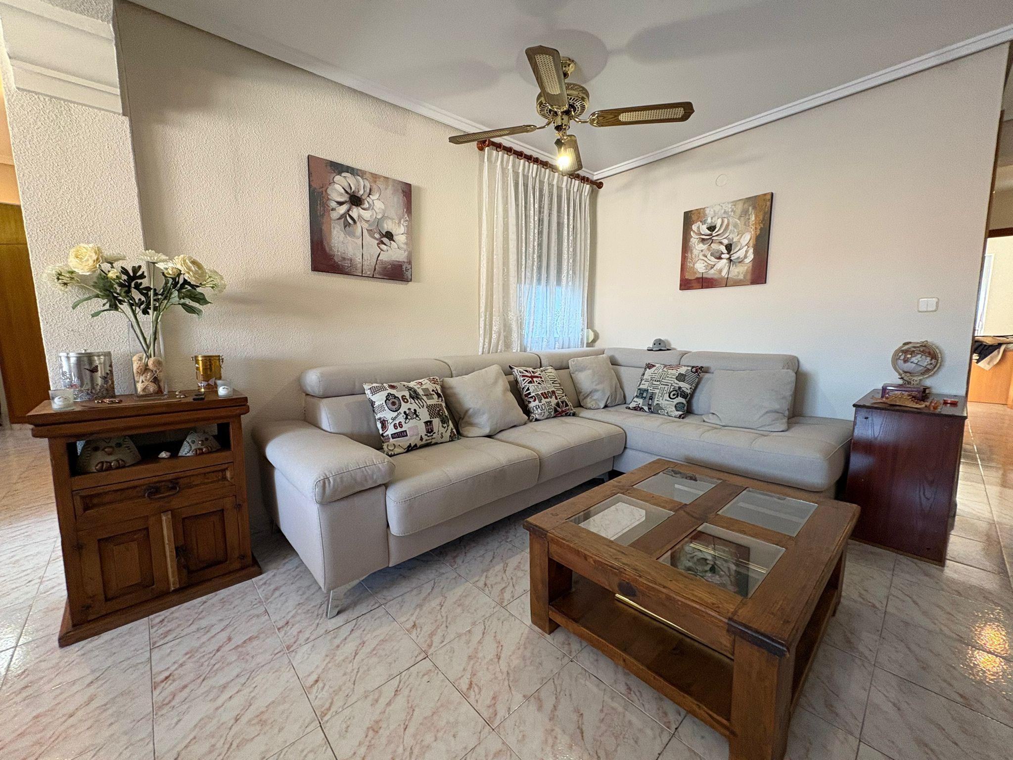 Imagen 1 Piso en venta en Valencia / Próxima al Mercado de Jesús