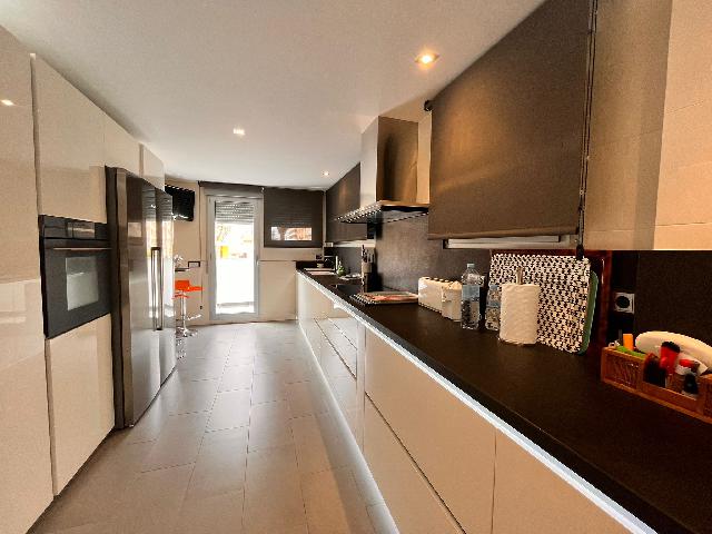 Imagen 4 Inmueble 282879 - Casa en venta en Daimús / En primera línea de la playa de Daimuz