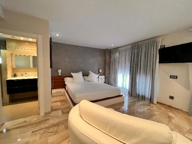 Imagen 18 Inmueble 282879 - Casa en venta en Daimús / En primera línea de la playa de Daimuz