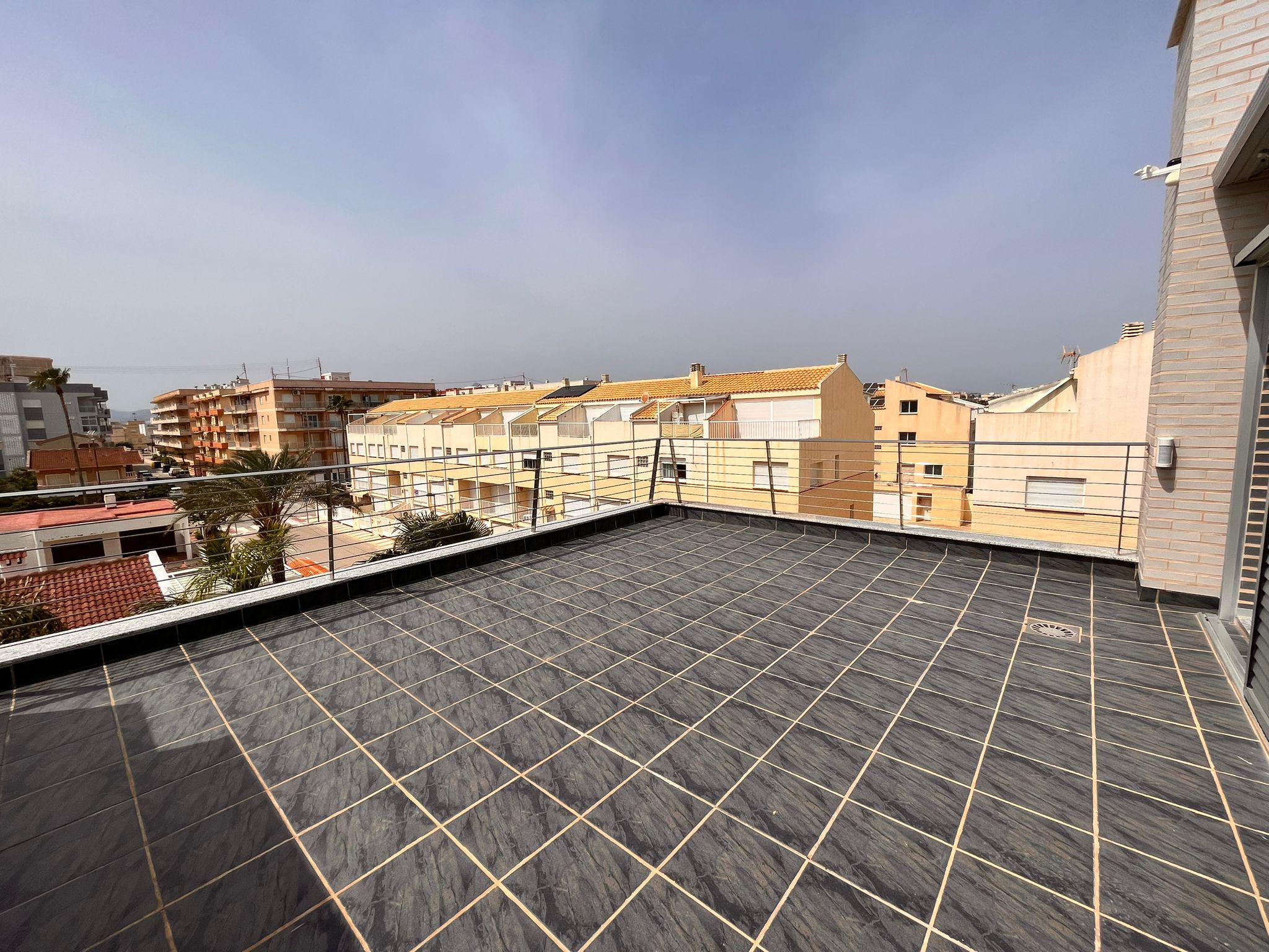 Imagen 27 Casa en venta en Daimús / En primera línea de la playa de Daimuz