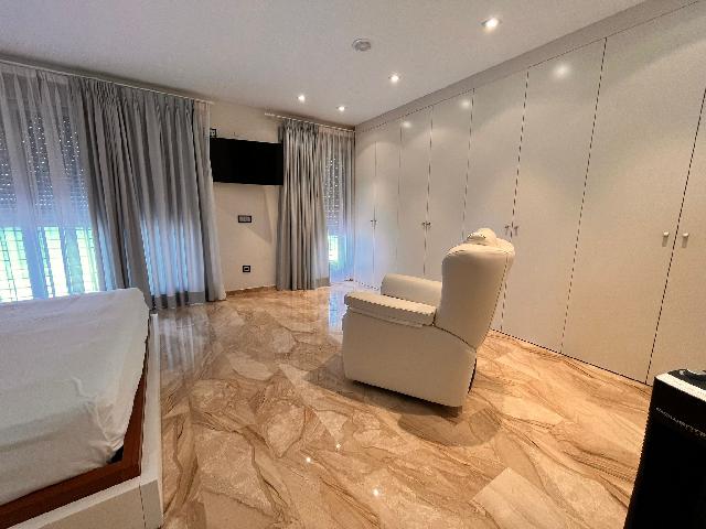 Imagen 19 Inmueble 282879 - Casa en venta en Daimús / En primera línea de la playa de Daimuz